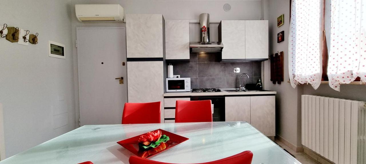 Guest Holiday Bari Reggio Emilia Exteriér fotografie